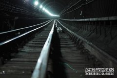 伦敦的全光纤宽带将沐鸣测速www.sjgwgc.com通过地铁隧道传送
