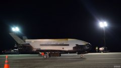美国空军神秘的X-37B沐鸣平台主管太空飞机在轨道上飞行了780天后返回地球