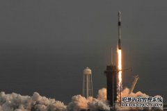 太空探索技术公司(SpaceX)测试了搭载宇航员的太空舱的中止功能