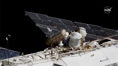 沐鸣平台太空行走的宇航员为2021年到达俄罗斯实验室做准备